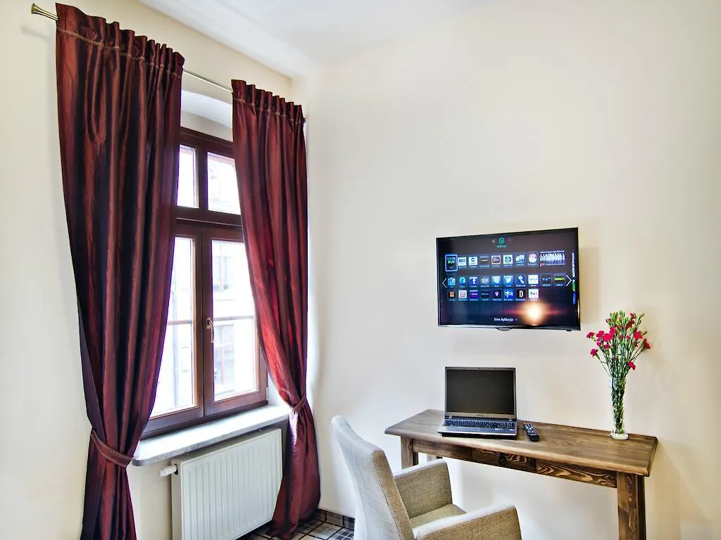 Five Stars Bed&Breakfast Вроцлав 2*,  Польша